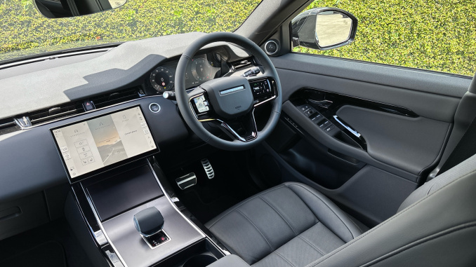 Land Rover Discovery Sport 2.0 D200 Metropolitan 5dr Auto [5 Seat] Diesel Station Wagon - Image 21